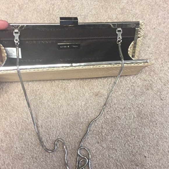 Gold Adrienne Vittadini clutch - Picture 2 of 3